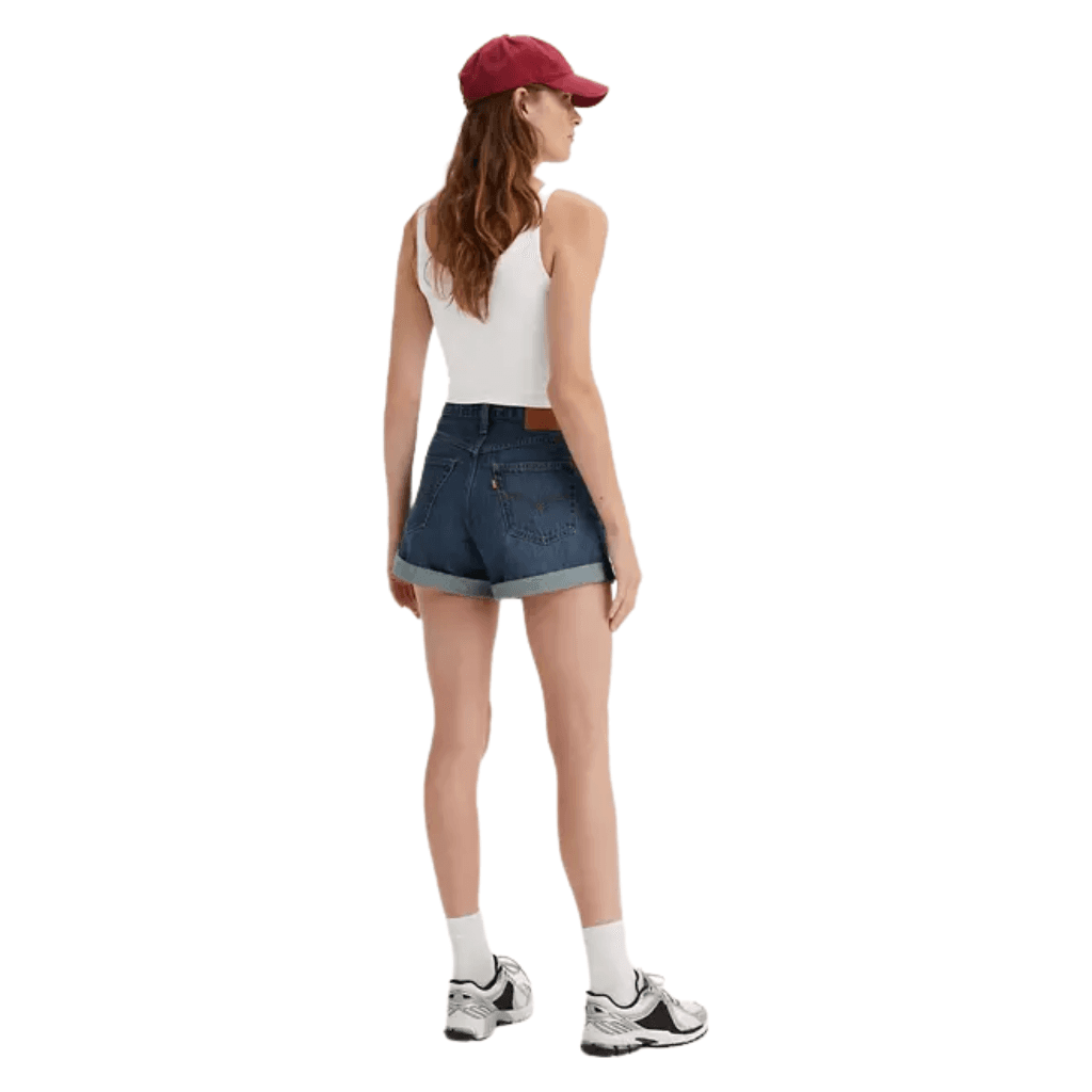 Levi's Rolled 80s Mom Short Taking The Stairs